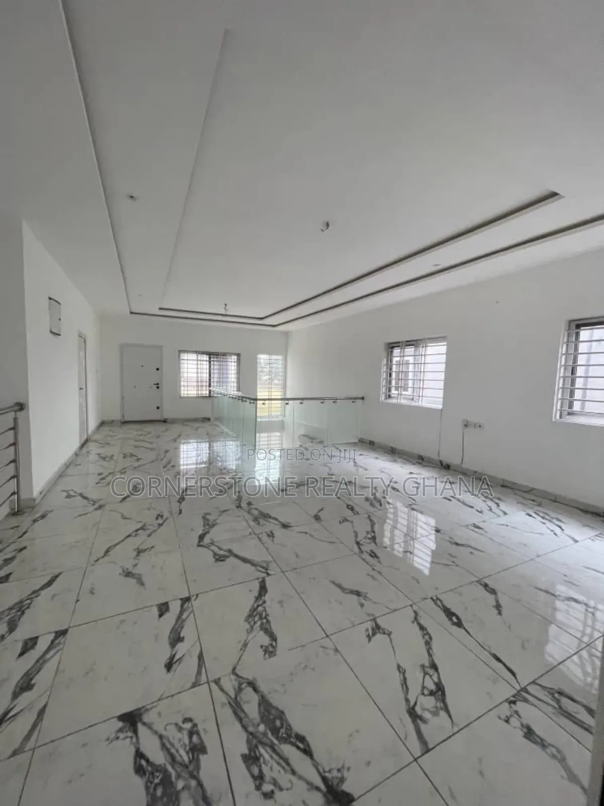 3bdrm House in Lake Side Estate for rent