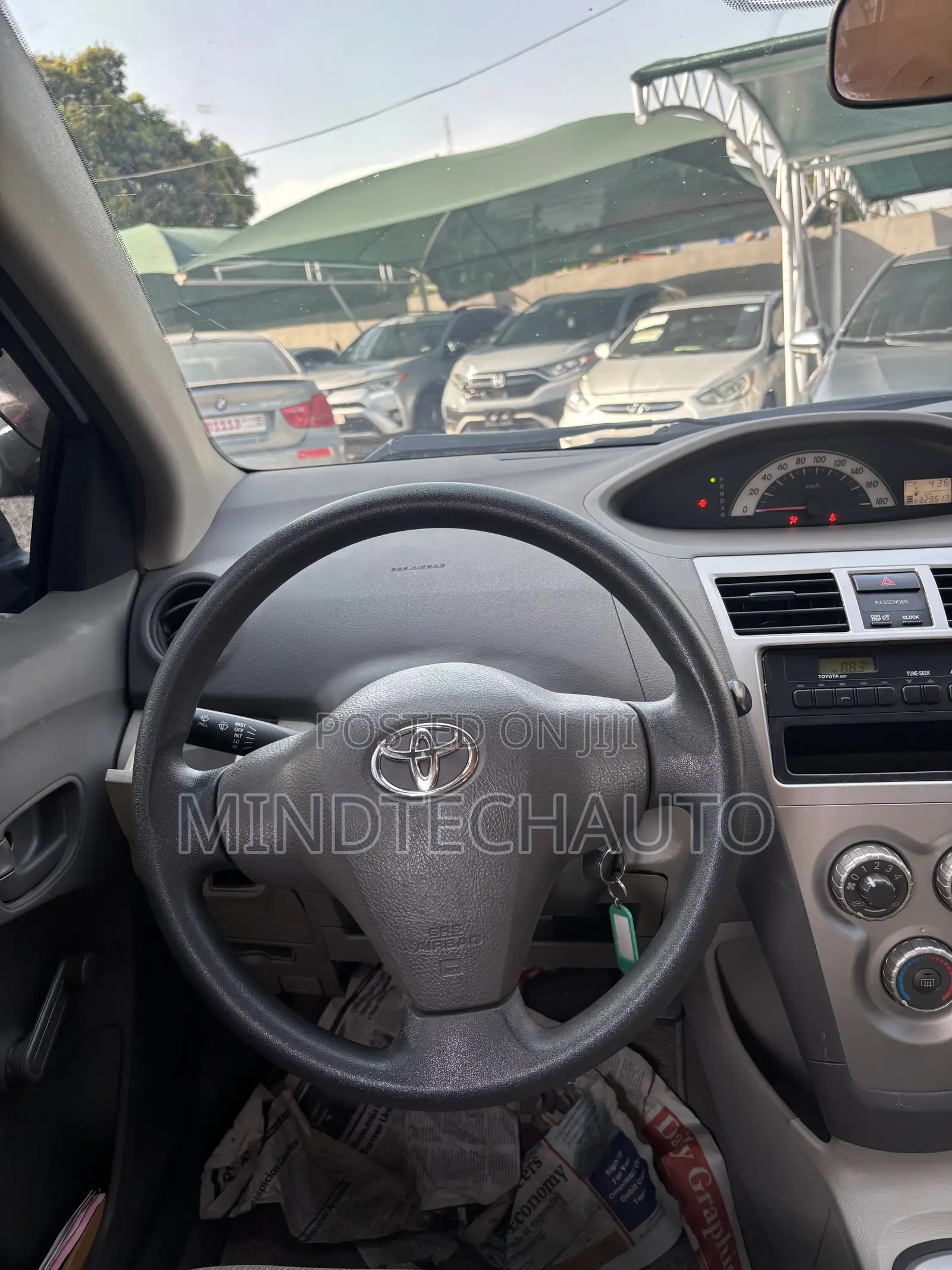Toyota Belta 2010 Silver
