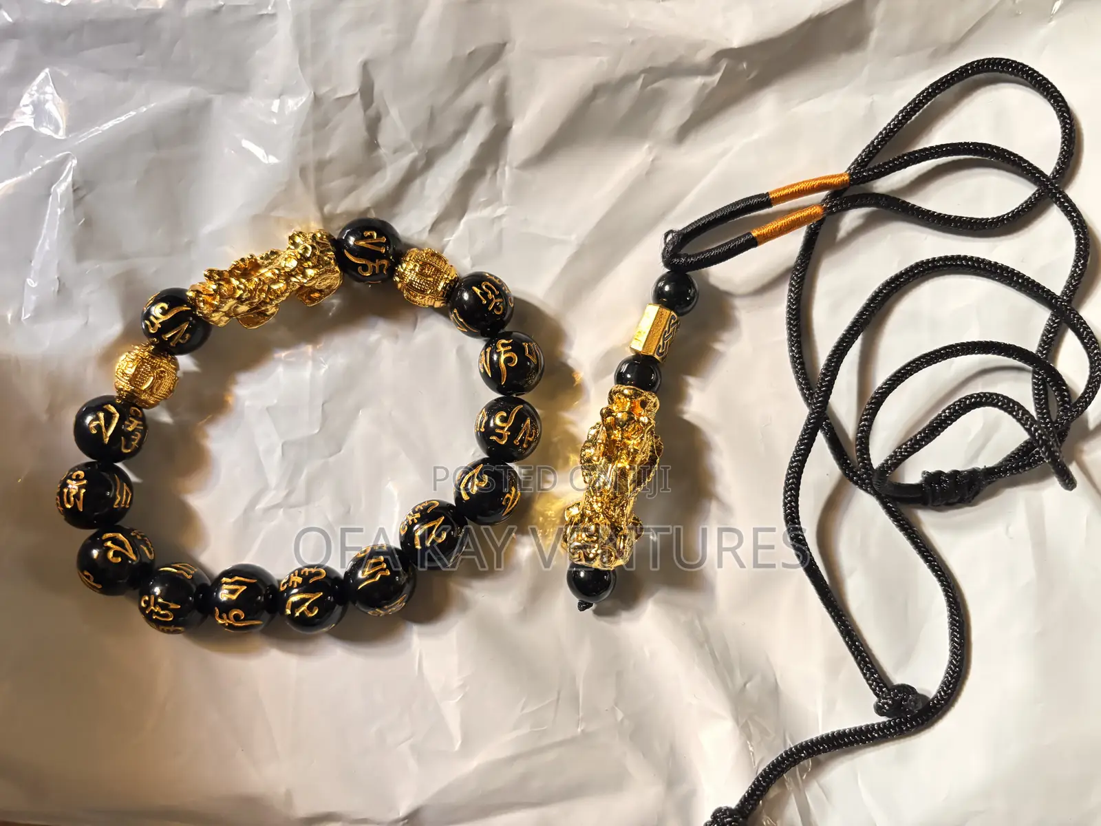 Feng Shui Wealth Bracket With Necklace