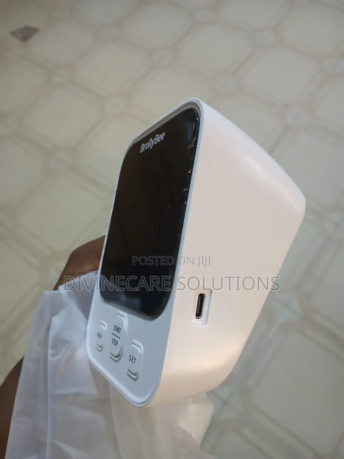 Blood Pressure Monitor (Brollybee)