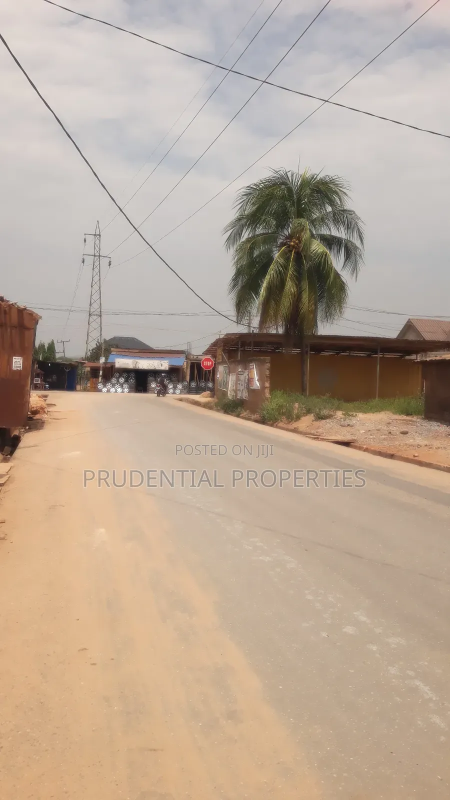 9 Shop on One Plot of Land for Sale at Doblo