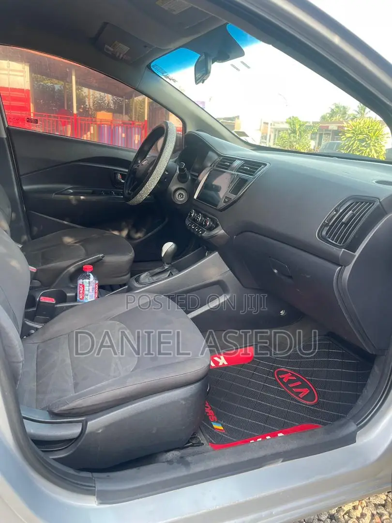 Kia Rio EX 4dr Sedan (1.6L 4cyl 6A) 2013 Silver