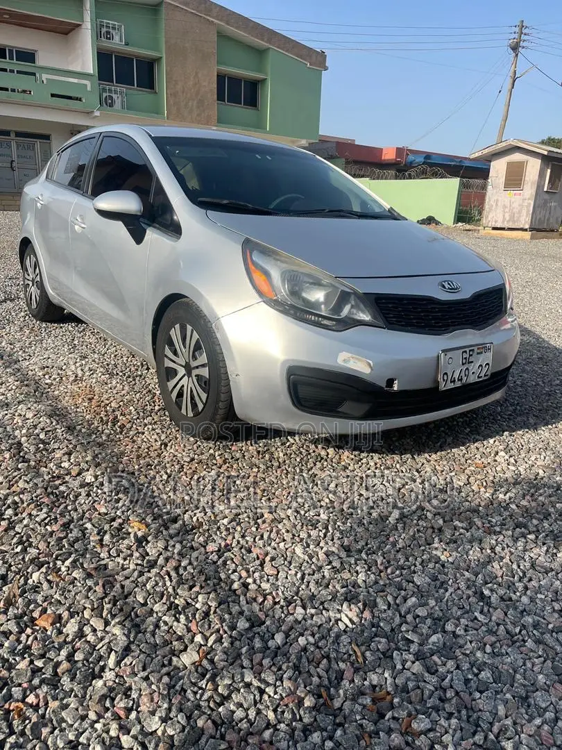 Kia Rio EX 4dr Sedan (1.6L 4cyl 6A) 2013 Silver