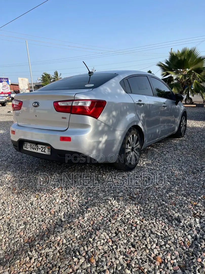 Kia Rio EX 4dr Sedan (1.6L 4cyl 6A) 2013 Silver