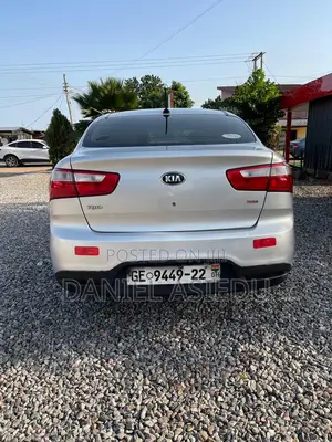 Kia Rio EX 4dr Sedan (1.6L 4cyl 6A) 2013 Silver