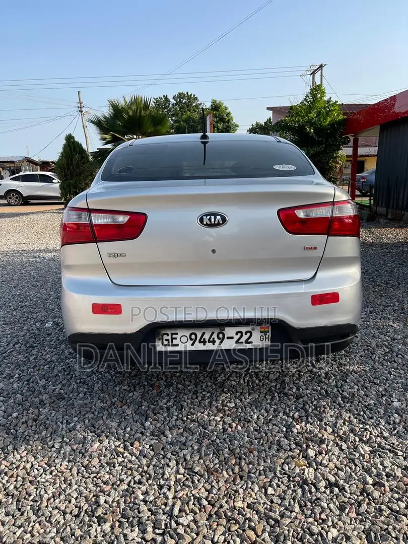 Kia Rio EX 4dr Sedan (1.6L 4cyl 6A) 2013 Silver