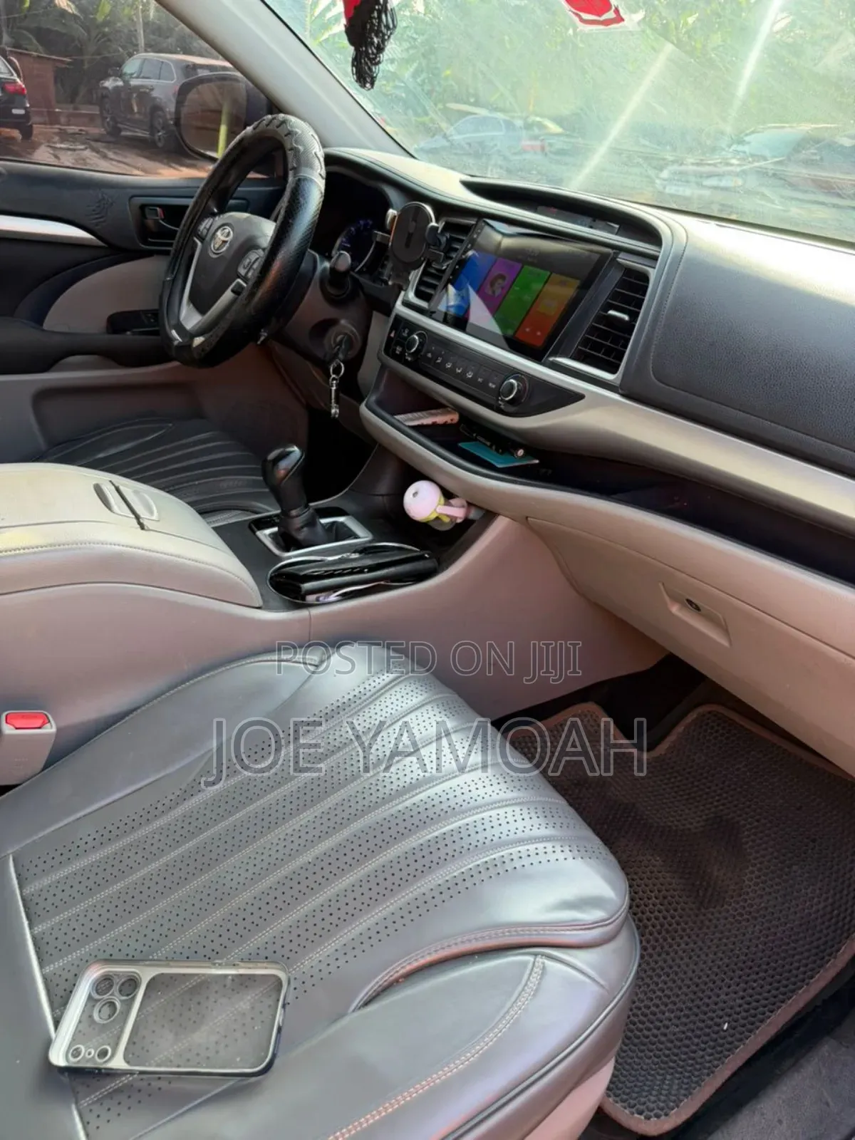 Toyota Highlander LE 2019 Black