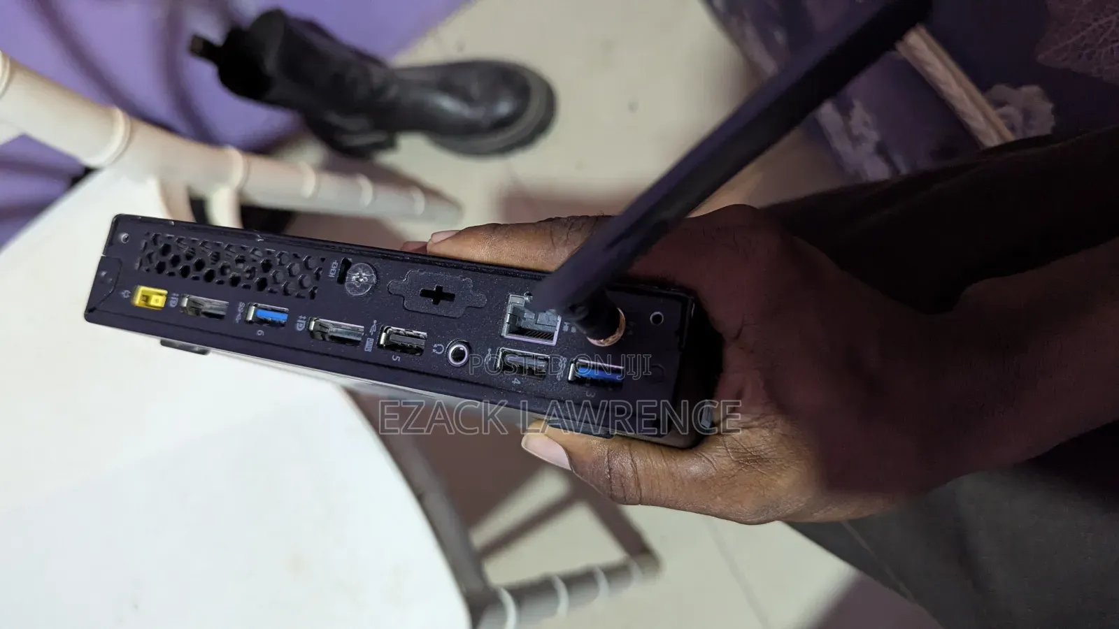 Lenovo ThinkCentre M600 Tiny 4GB Intel Pentium HDD 500GB