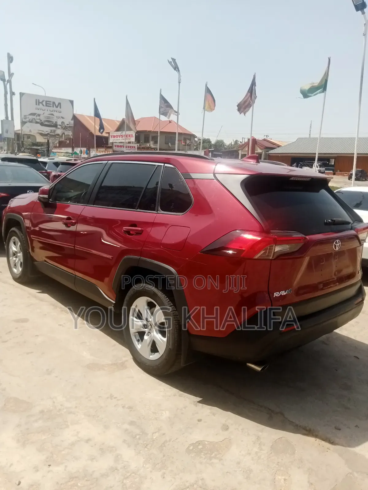 Toyota RAV4 2020 Red