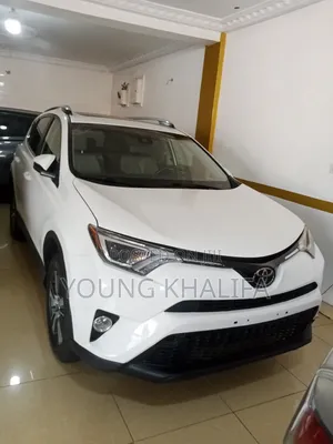 Toyota RAV4 2017 White