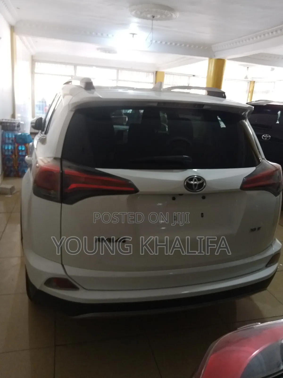 Toyota RAV4 2017 White