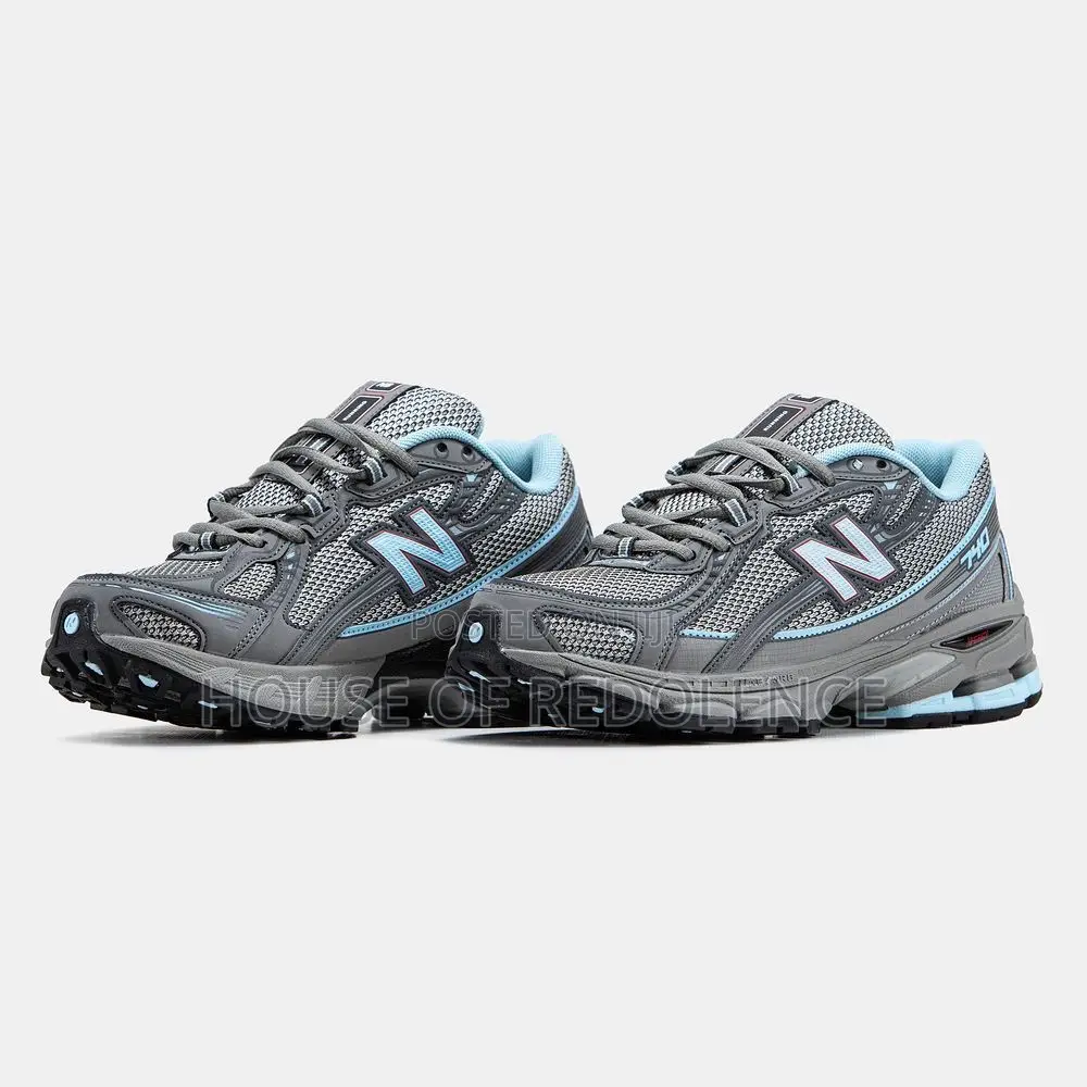 New Balance 740 in a Grey and Light Blue Sneakers