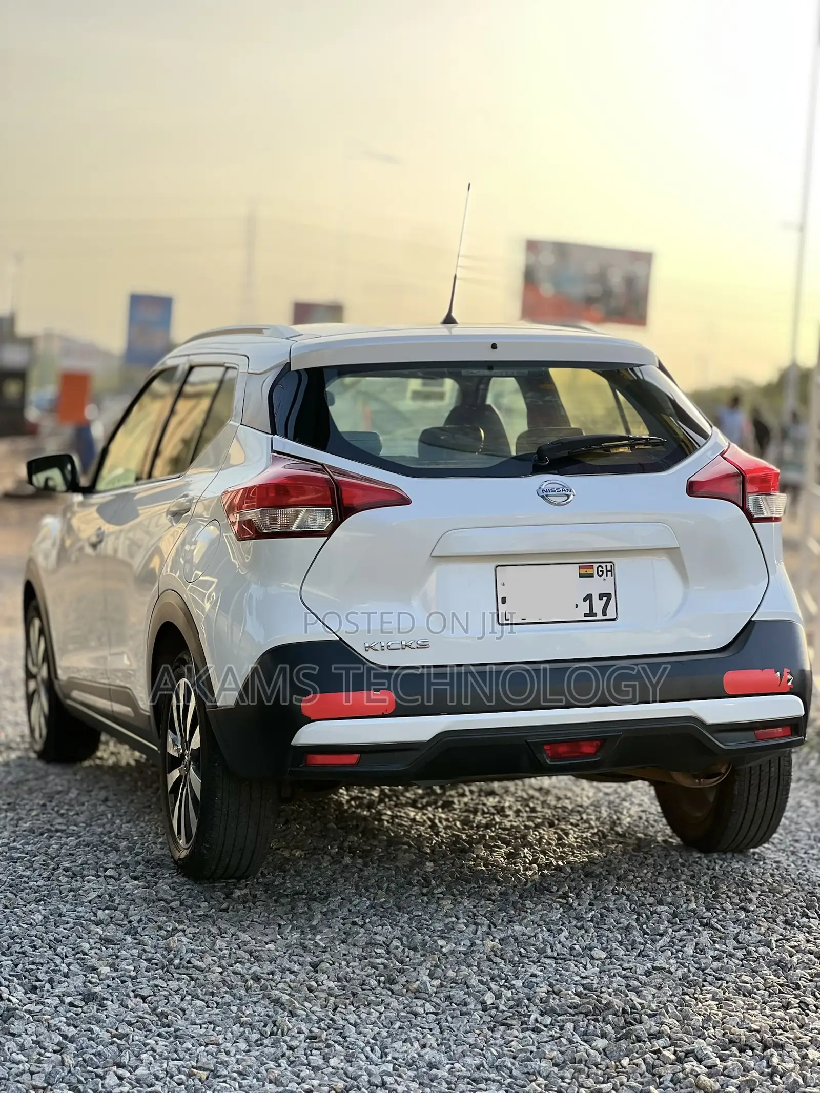 Nissan Kicks SV 2017 White