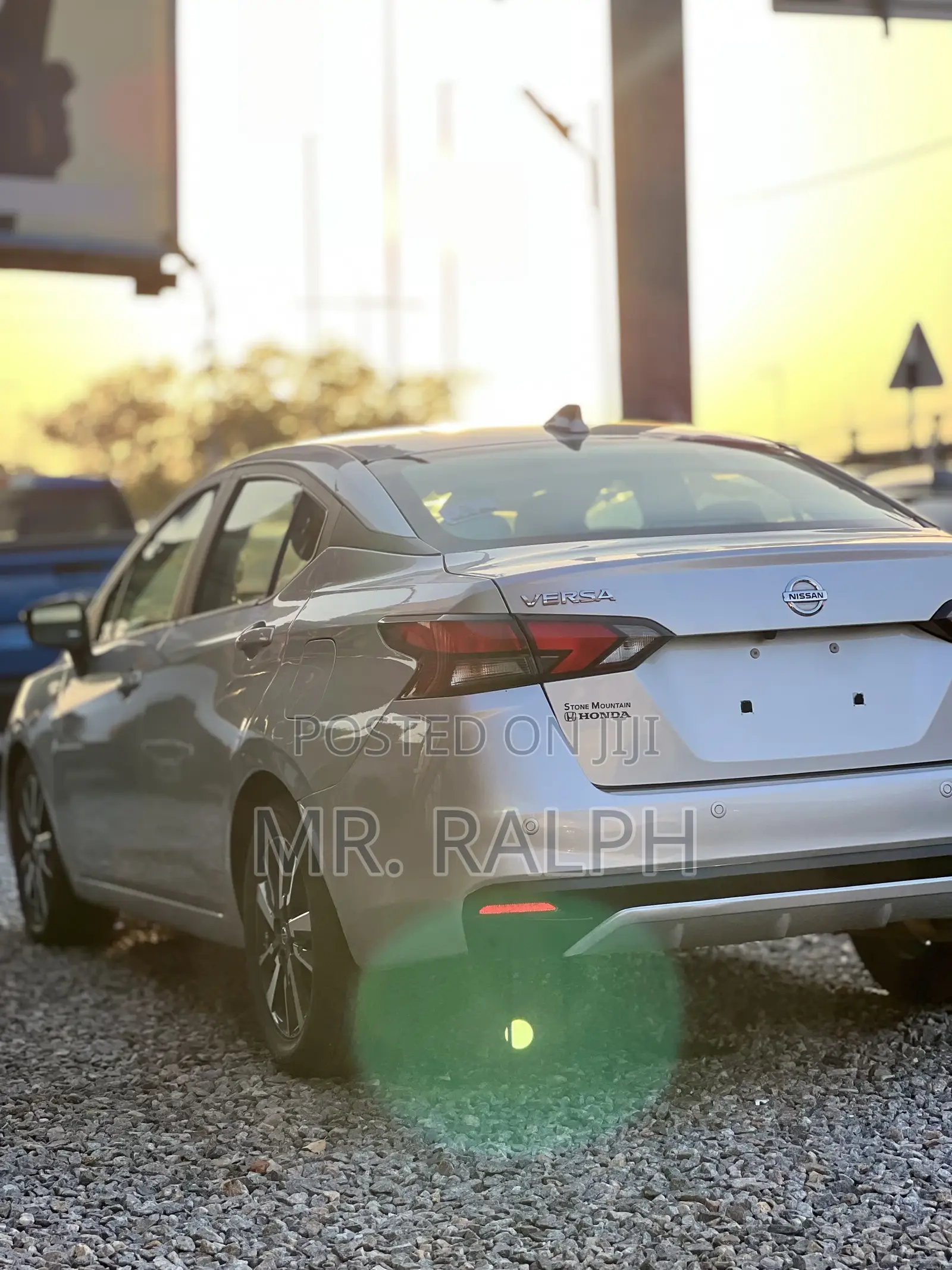 Nissan Versa 1.6 SV 2020 Silver