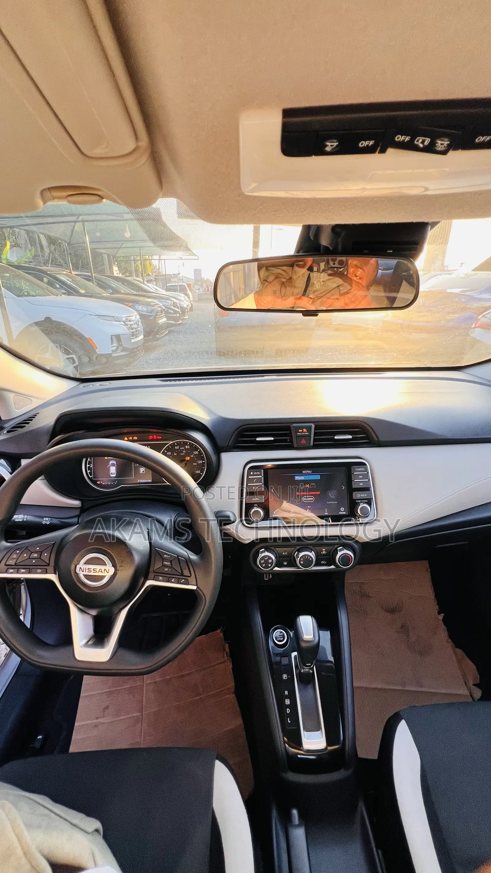Nissan Versa 1.6 SV 2020 Silver