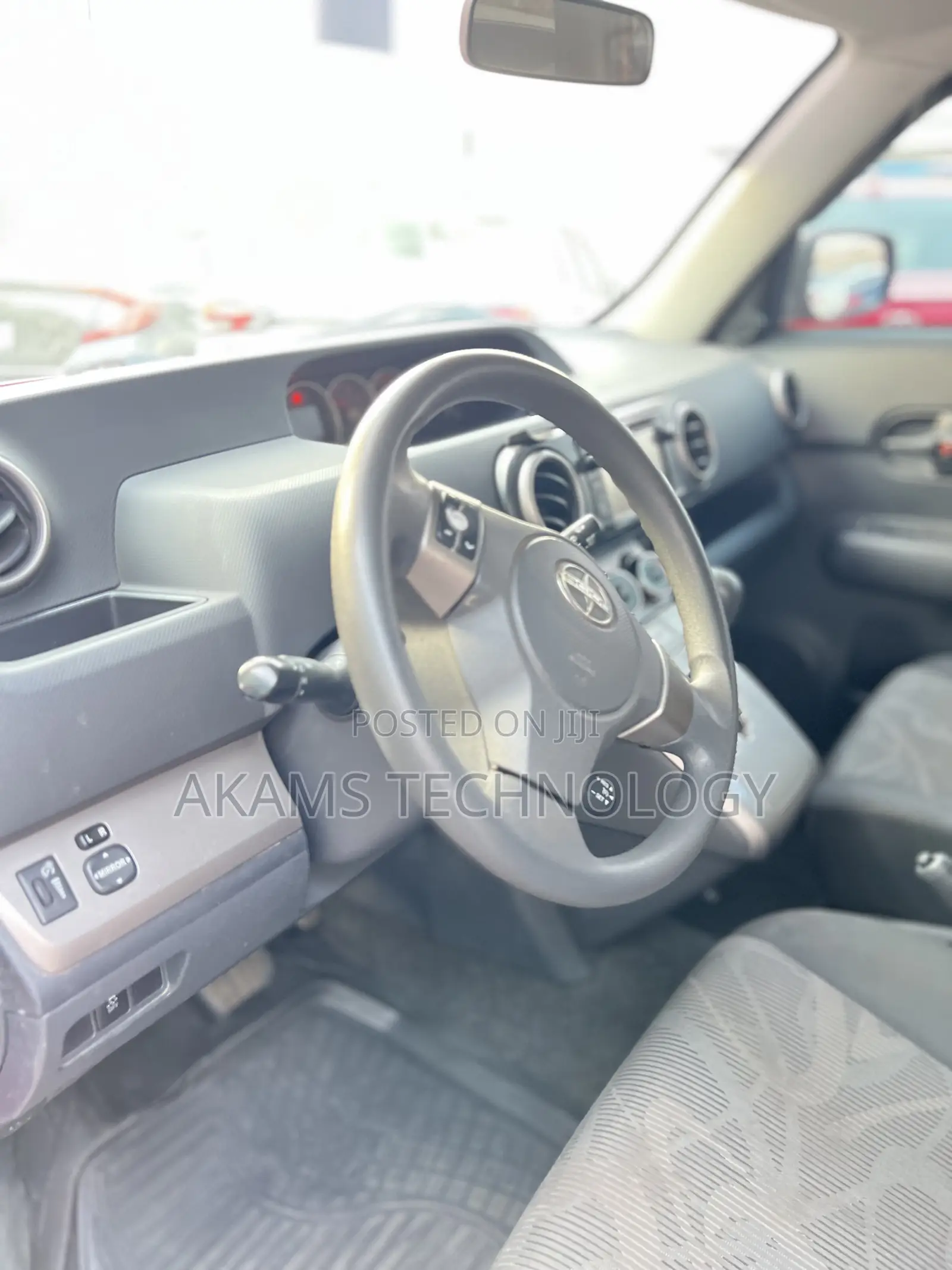 Scion xB Base 2015 Red
