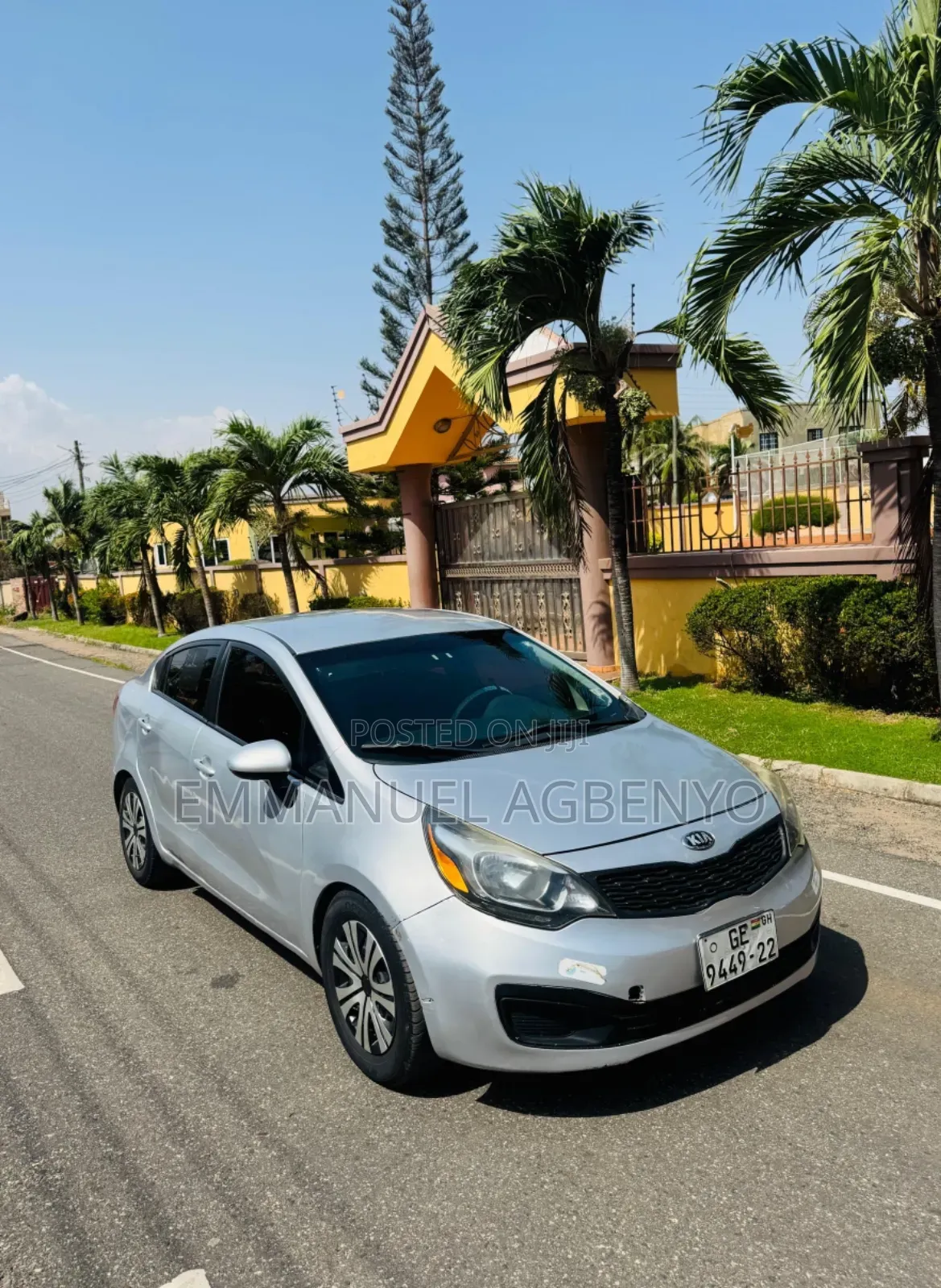 Kia Rio SX 4dr Sedan (1.6L 4cyl 6A) 2013 Silver