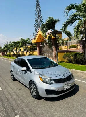 Kia Rio SX 4dr Sedan (1.6L 4cyl 6A) 2013 Silver