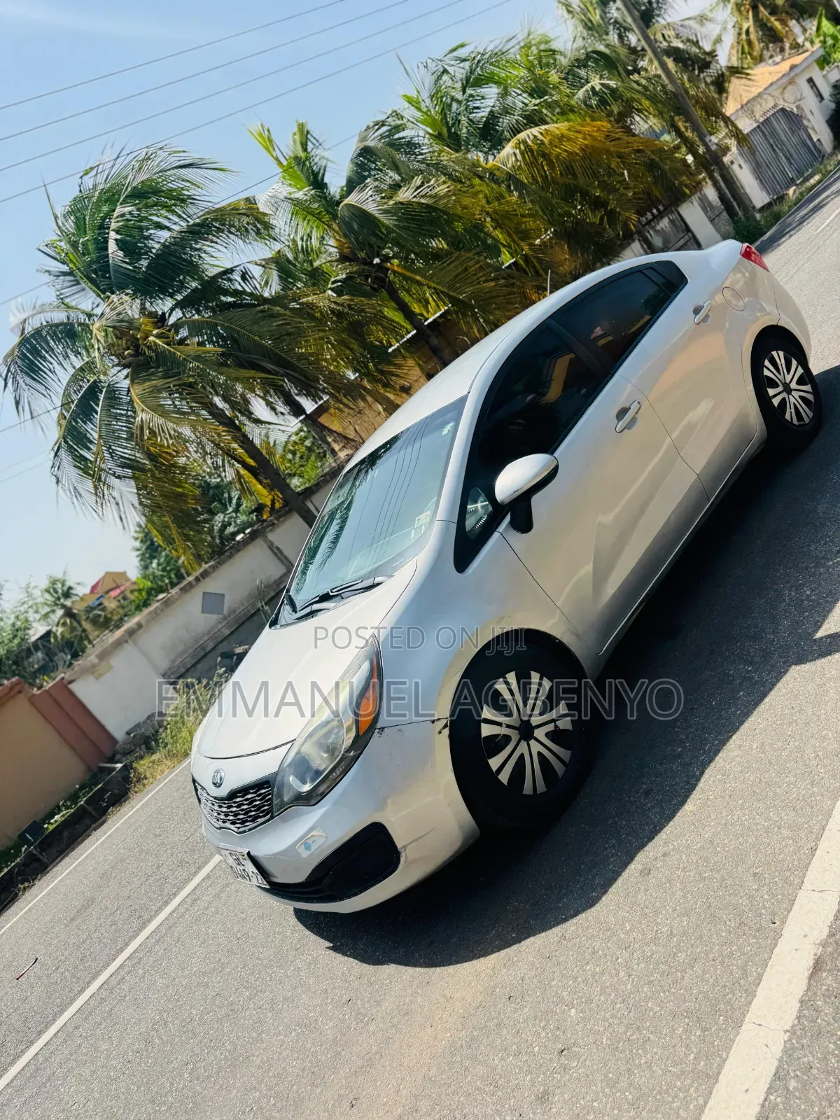 Kia Rio SX 4dr Sedan (1.6L 4cyl 6A) 2013 Silver
