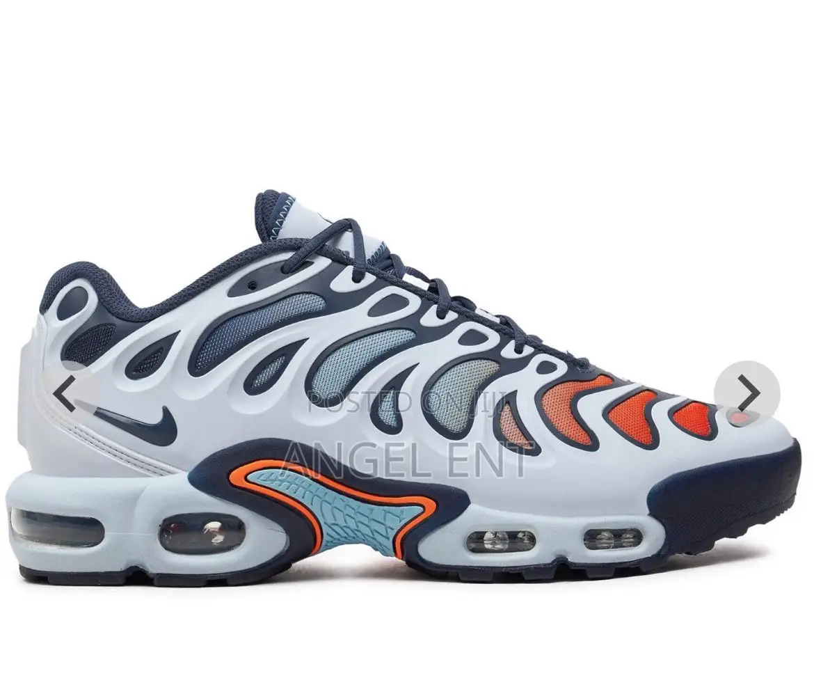 Nike Air Max Plus Drift Sneakers