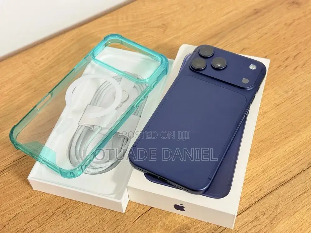 New Apple iPhone 17 Pro Max 256 GB Blue
