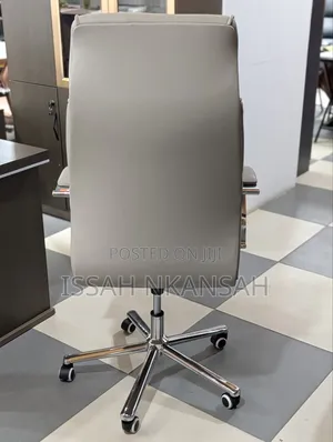 Maniger Office Chair