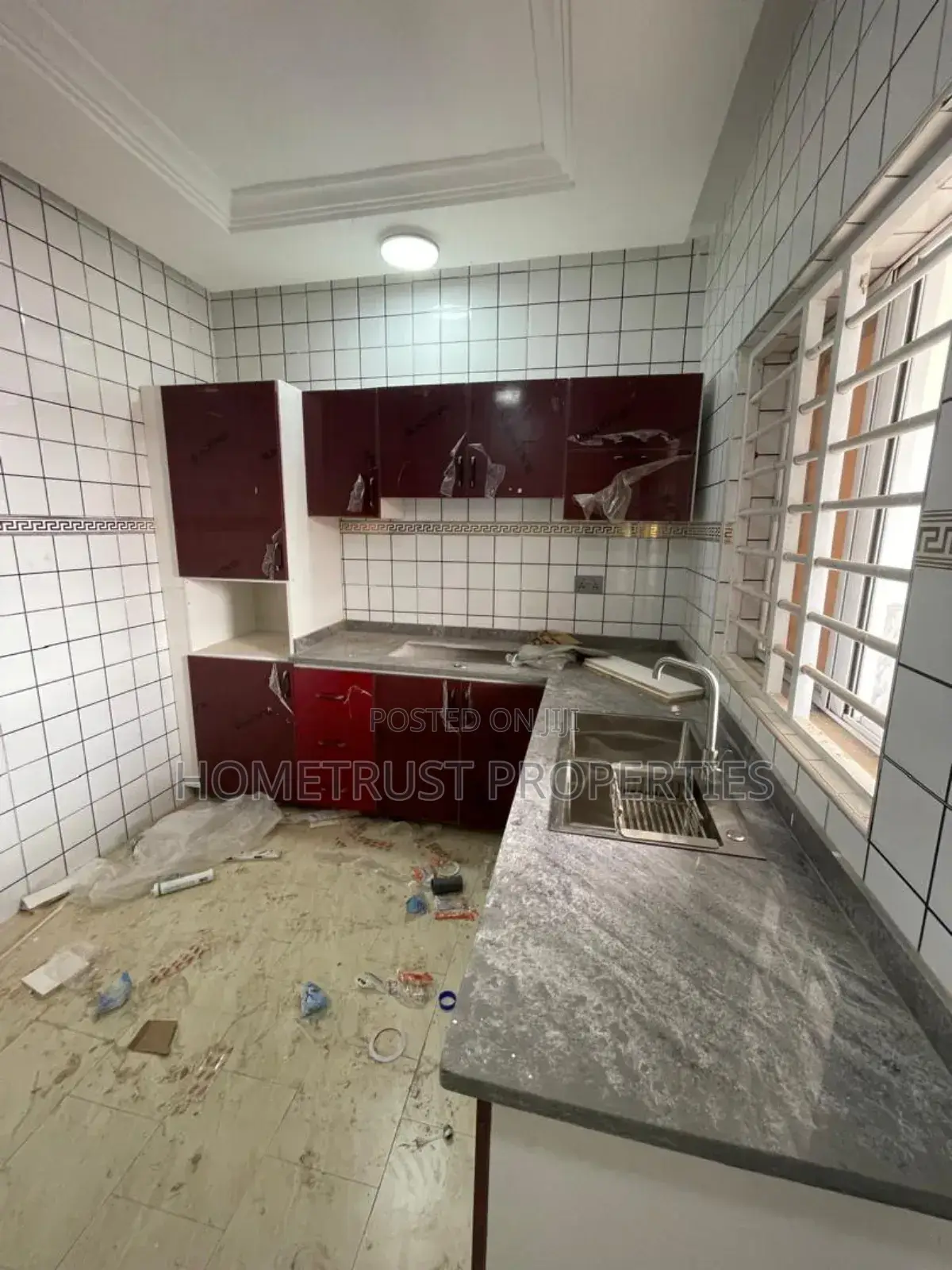 2bdrm Apartment in Kwabenya Franco, Police Station for rent
