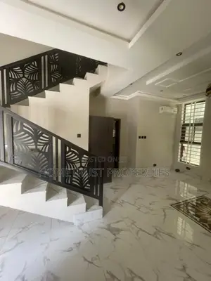4bdrm Apartment in Taifa Mr. Agyei Area, Police Station for rent