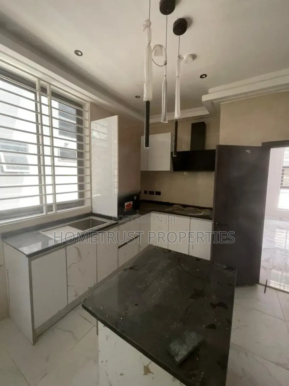 4bdrm Apartment in Taifa Mr. Agyei Area, Police Station for rent