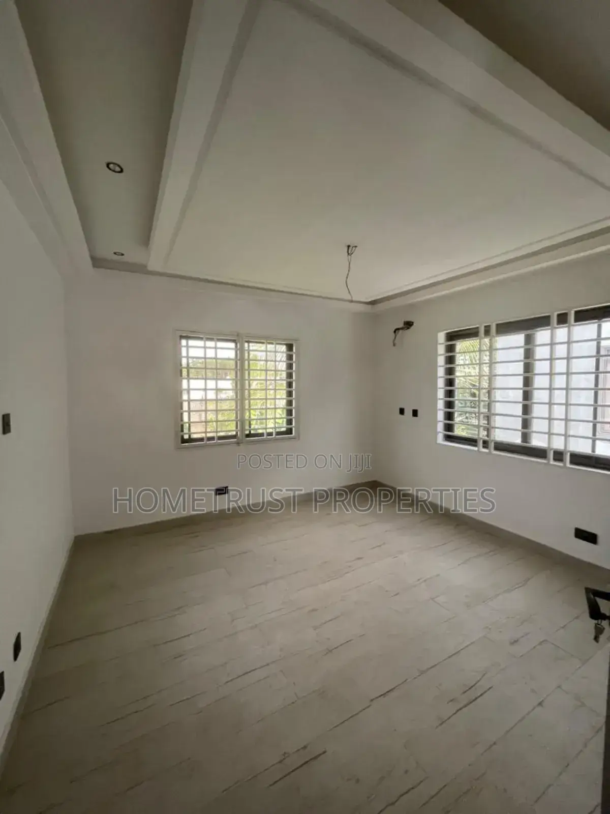 4bdrm Apartment in Taifa Mr. Agyei Area, Police Station for rent