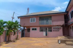 20bdrm House in Kwadaso I.P.T, Kumasi Metropolitan for sale