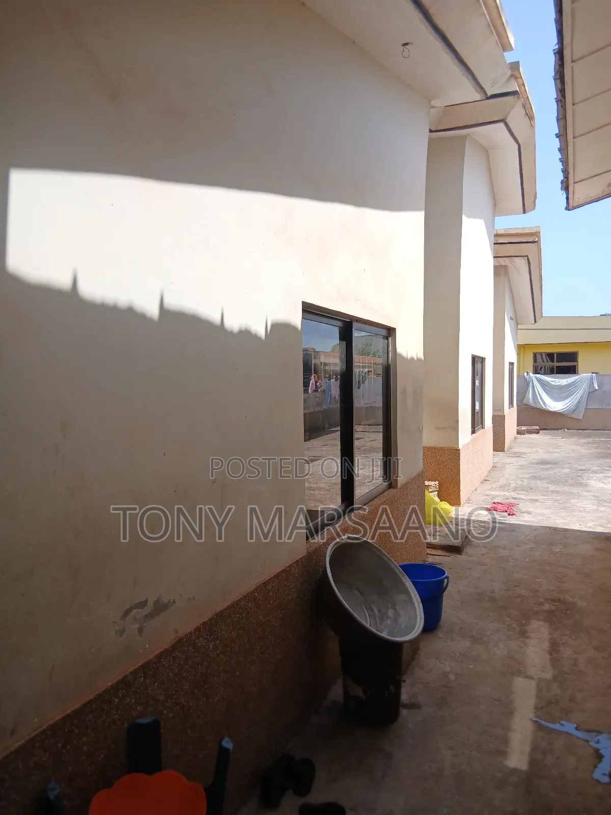 5bdrm House in Haatso, Asore Junction for rent