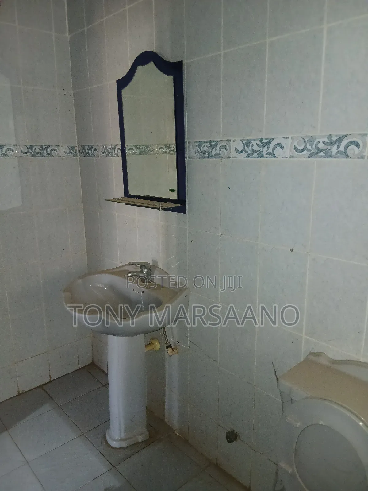 5bdrm House in Haatso, Asore Junction for rent