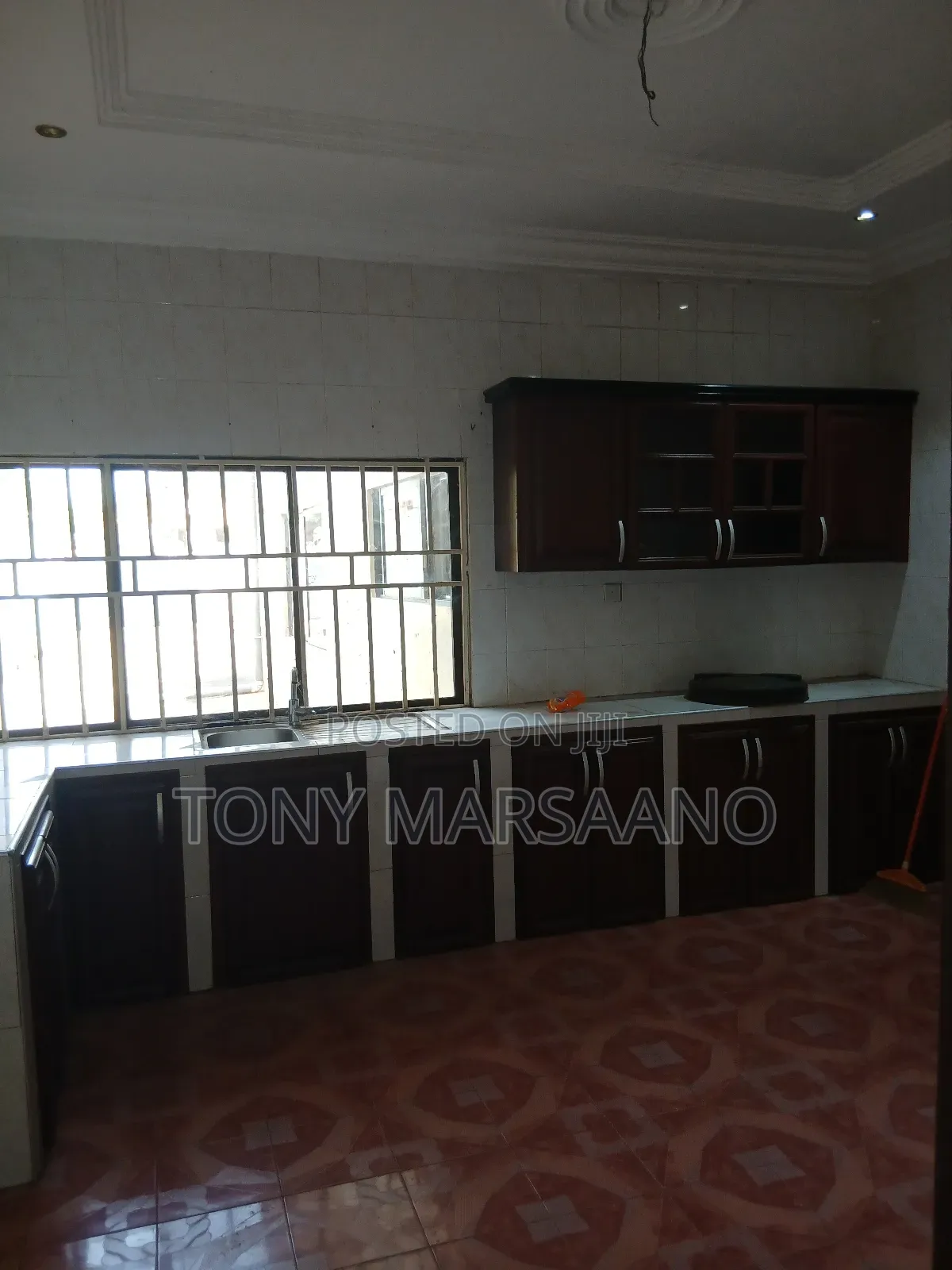 5bdrm House in Haatso, Asore Junction for rent