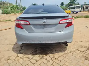 Toyota Camry LE 4dr Sedan (2.5L 4cyl 6A) 2014 Beige