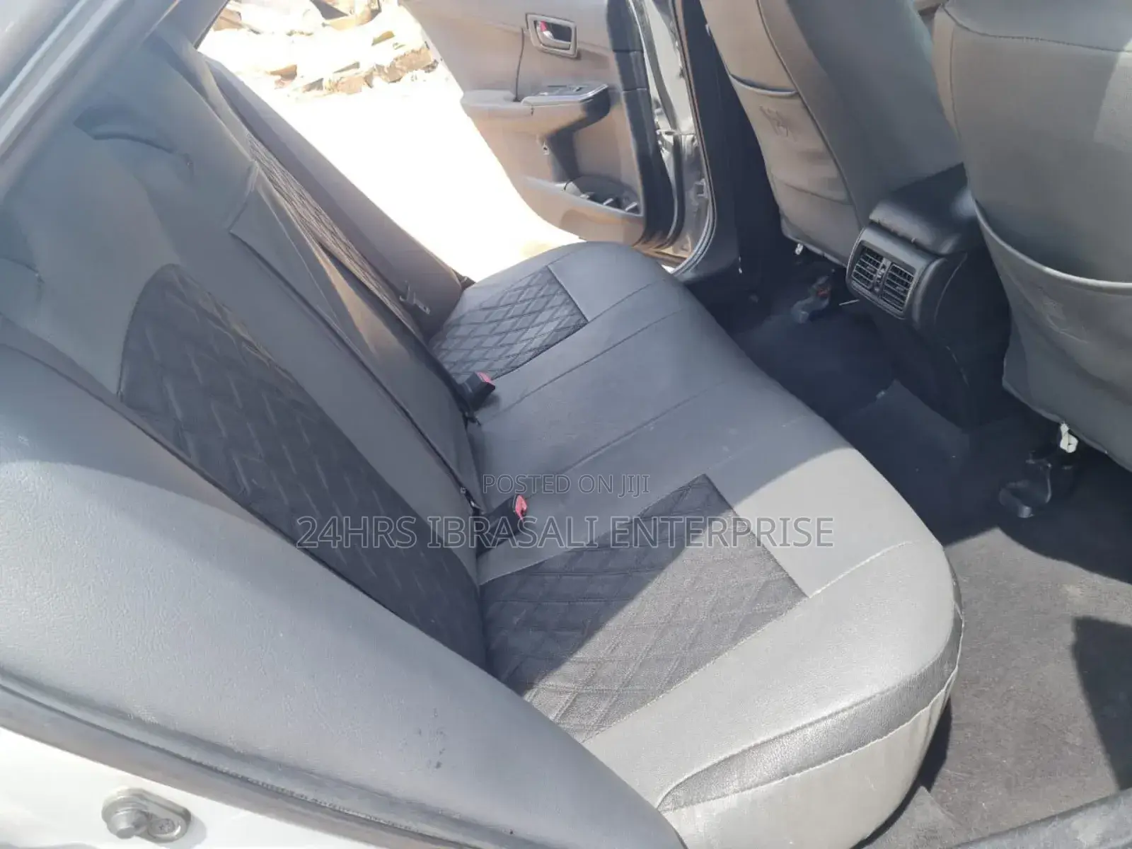 Toyota Camry LE 4dr Sedan (2.5L 4cyl 6A) 2014 Beige
