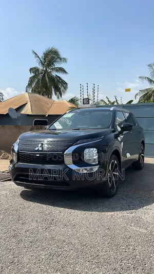 Mitsubishi Outlander SEL 2023 Black