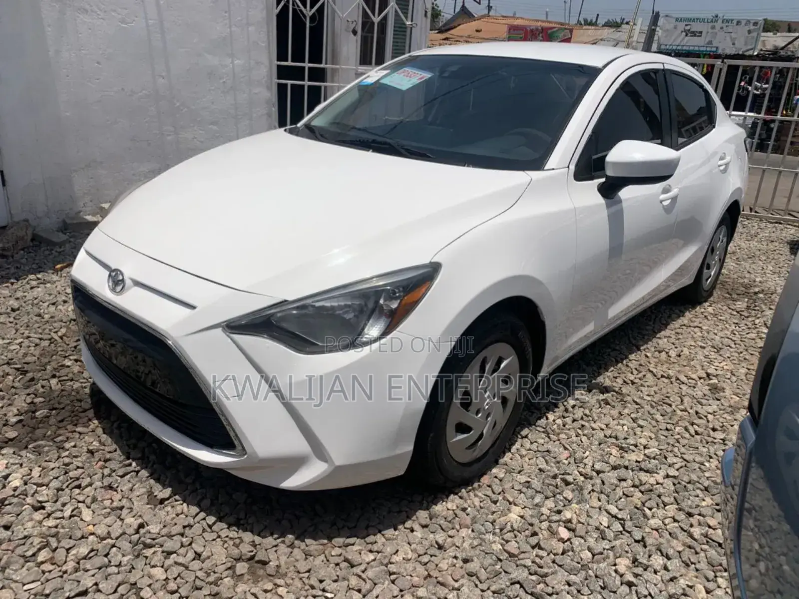 Toyota Yaris iA 1.5 FWD 2019 White