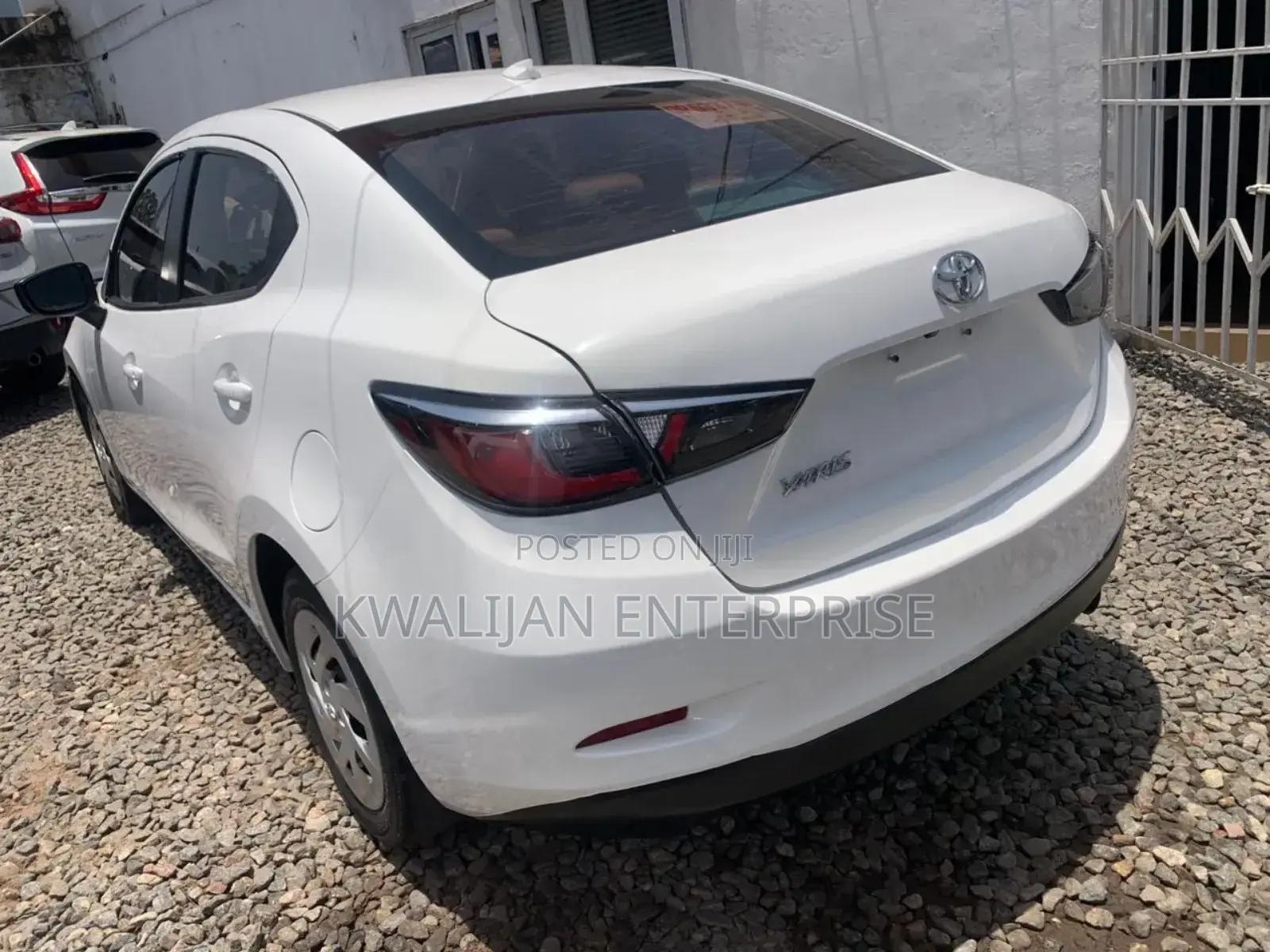Toyota Yaris iA 1.5 FWD 2019 White
