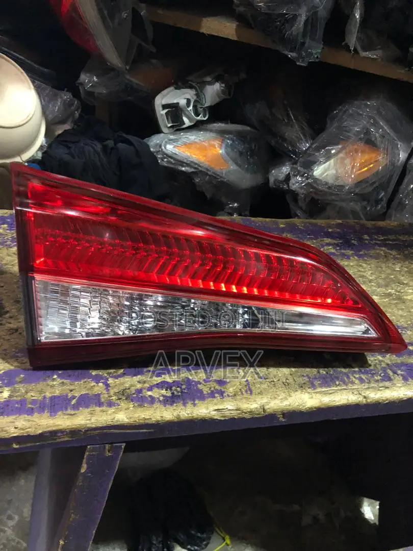 Us Used Almost New Toyota Yaris 2017 Taillight