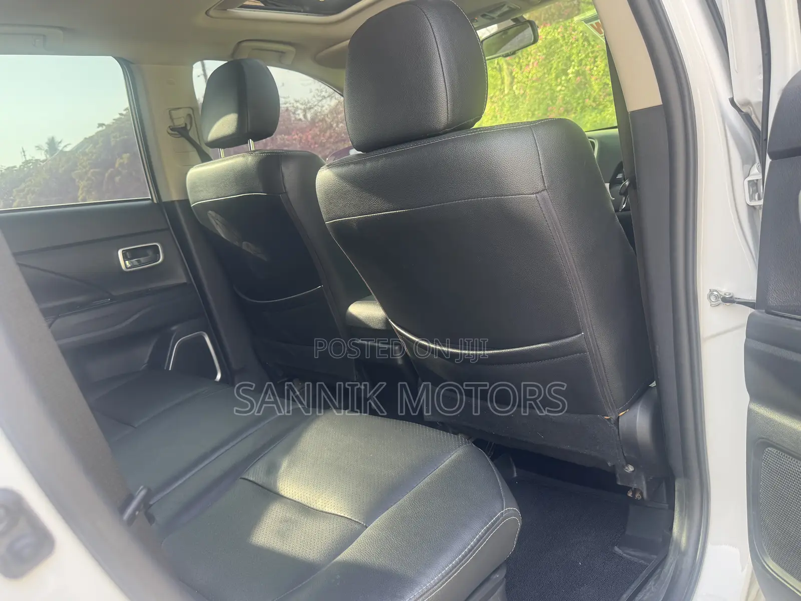 Mitsubishi Outlander SE AWC 2018 White