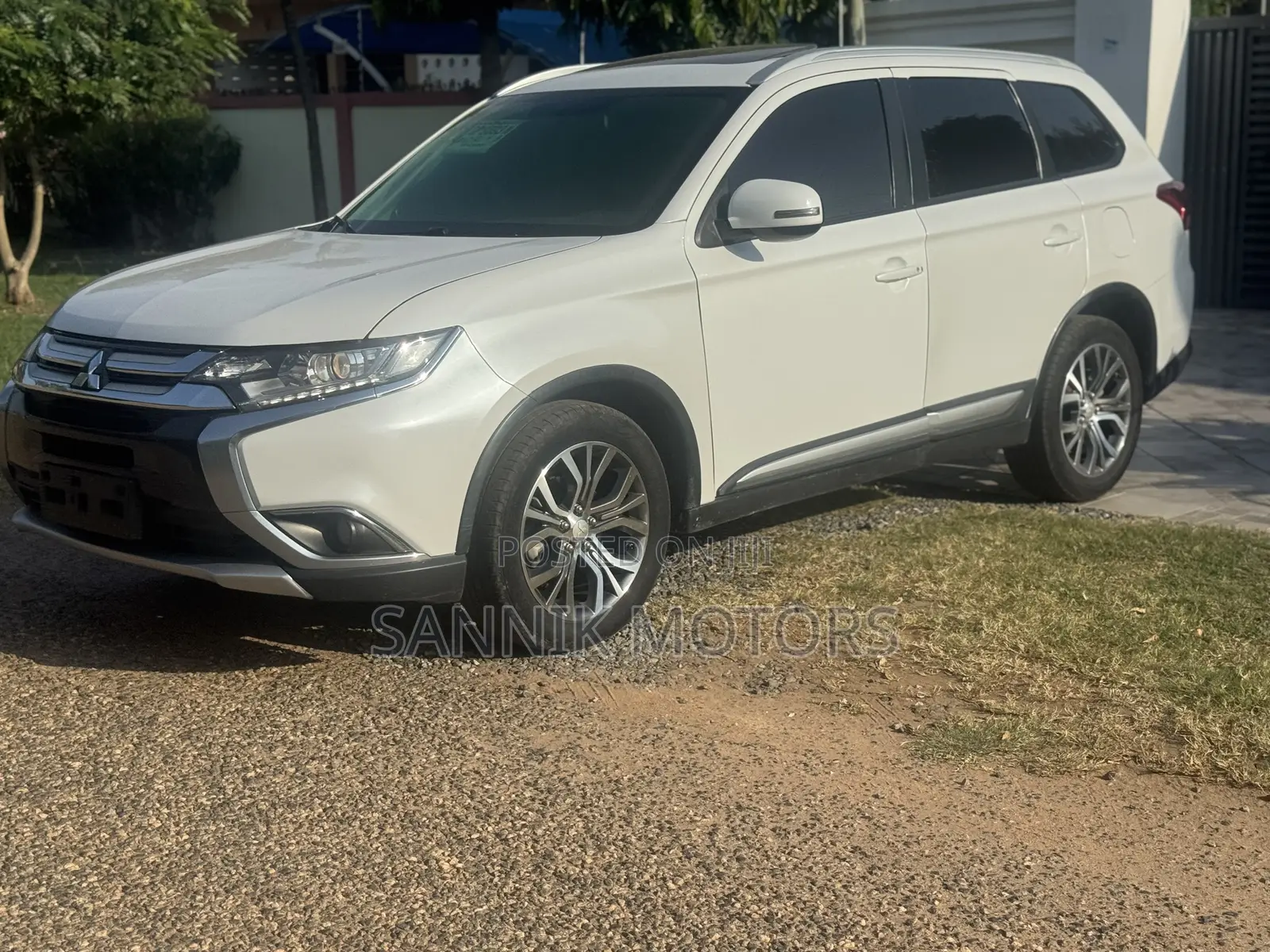 Mitsubishi Outlander SE AWC 2018 White