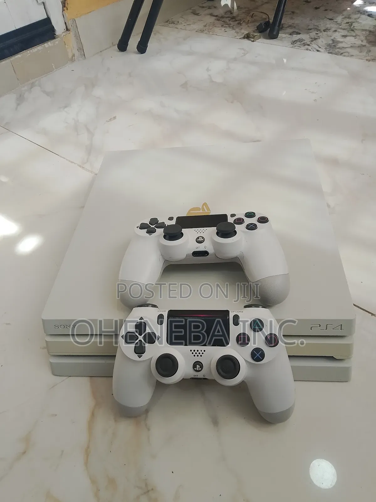 Ps4 Pro With 15 Games Installed + 2 Controllers