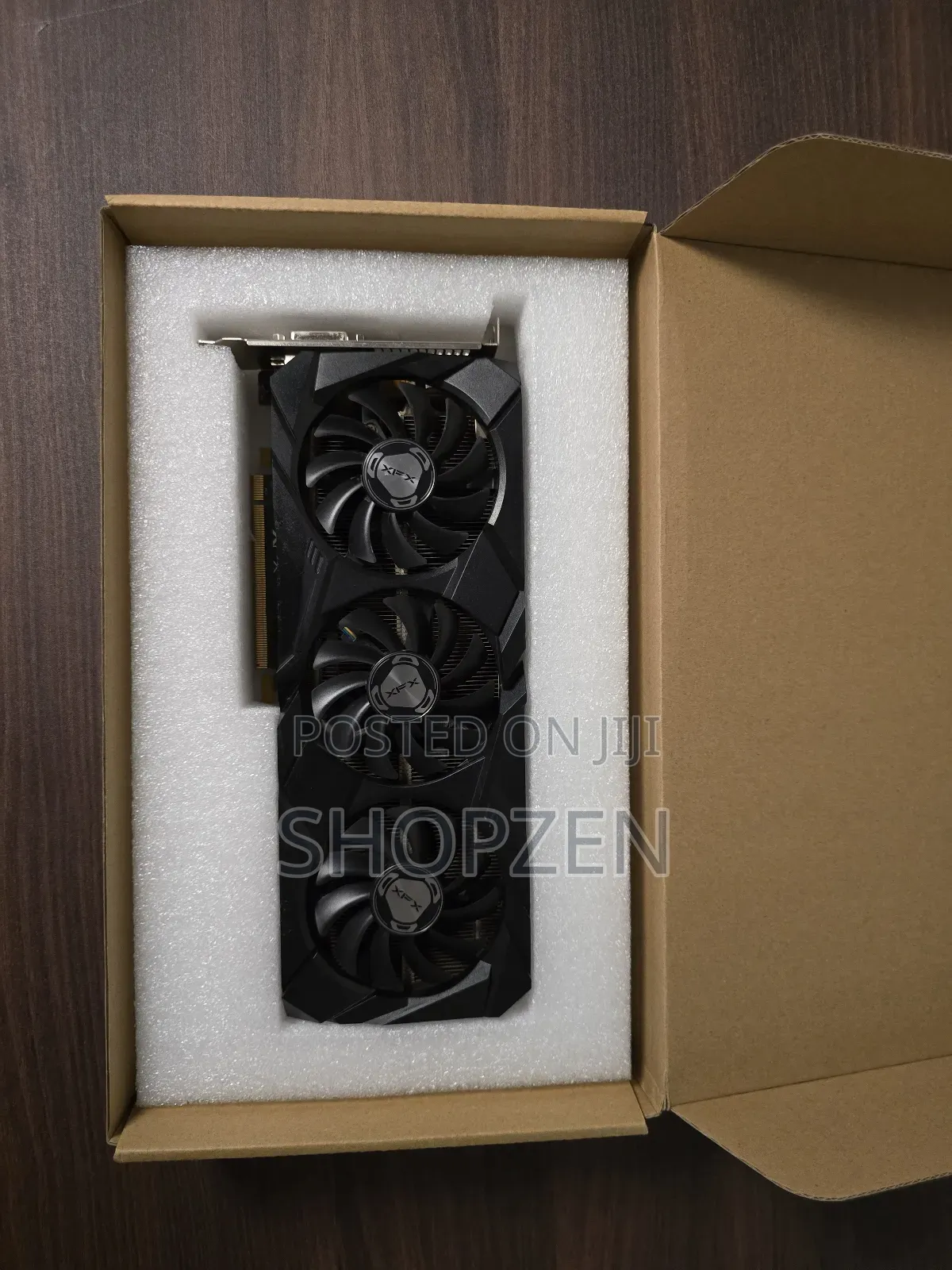 XFX Rx590 8gb