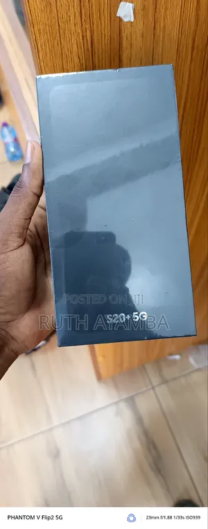 New Samsung Galaxy S20+ 5G 256 GB Black