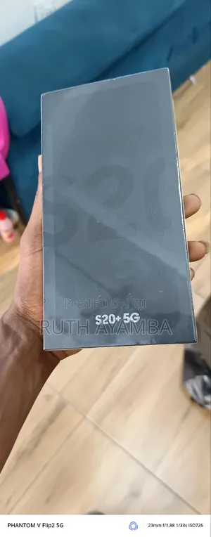 New Samsung Galaxy S20+ 5G 256 GB Black