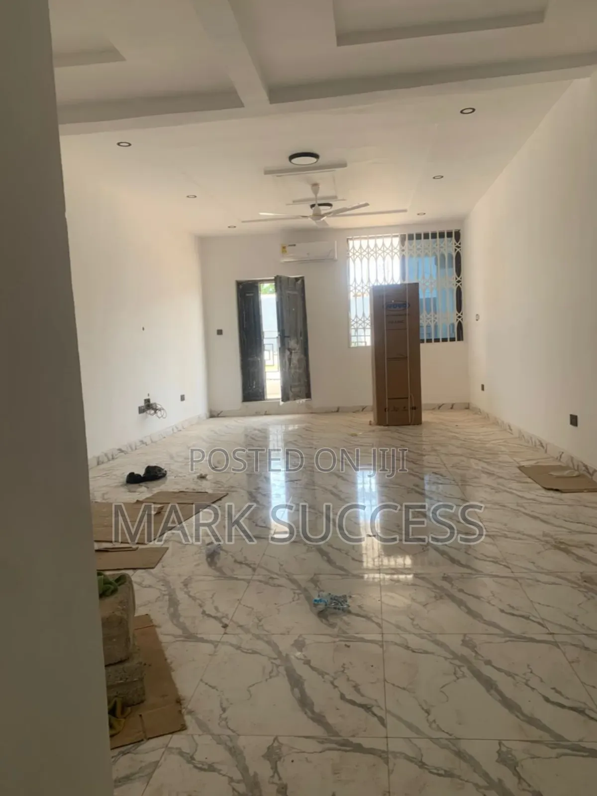 2bdrm Apartment in West Hills Mall Area for rent