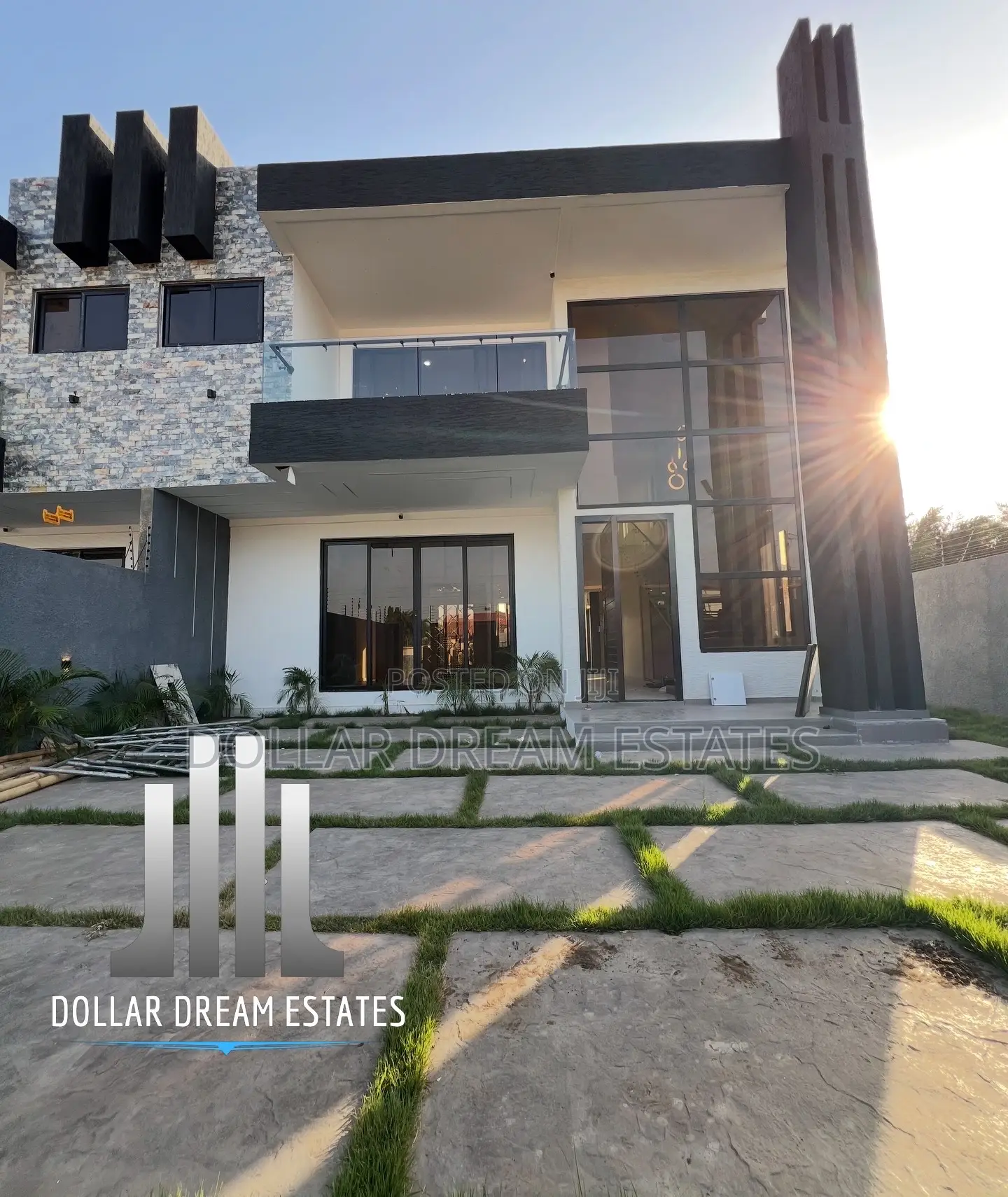 4bdrm House in East Legon for sale
