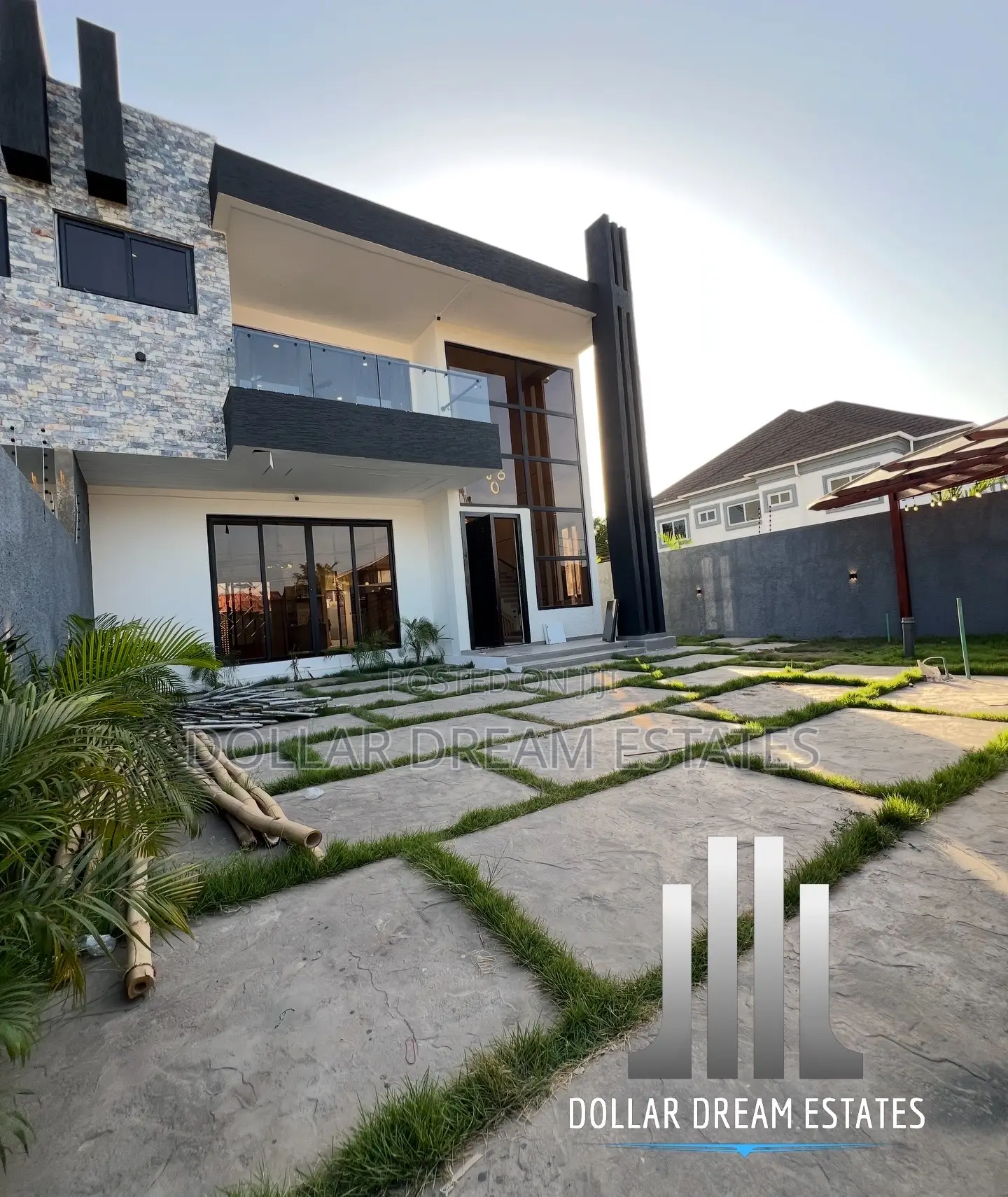 4bdrm House in East Legon for sale