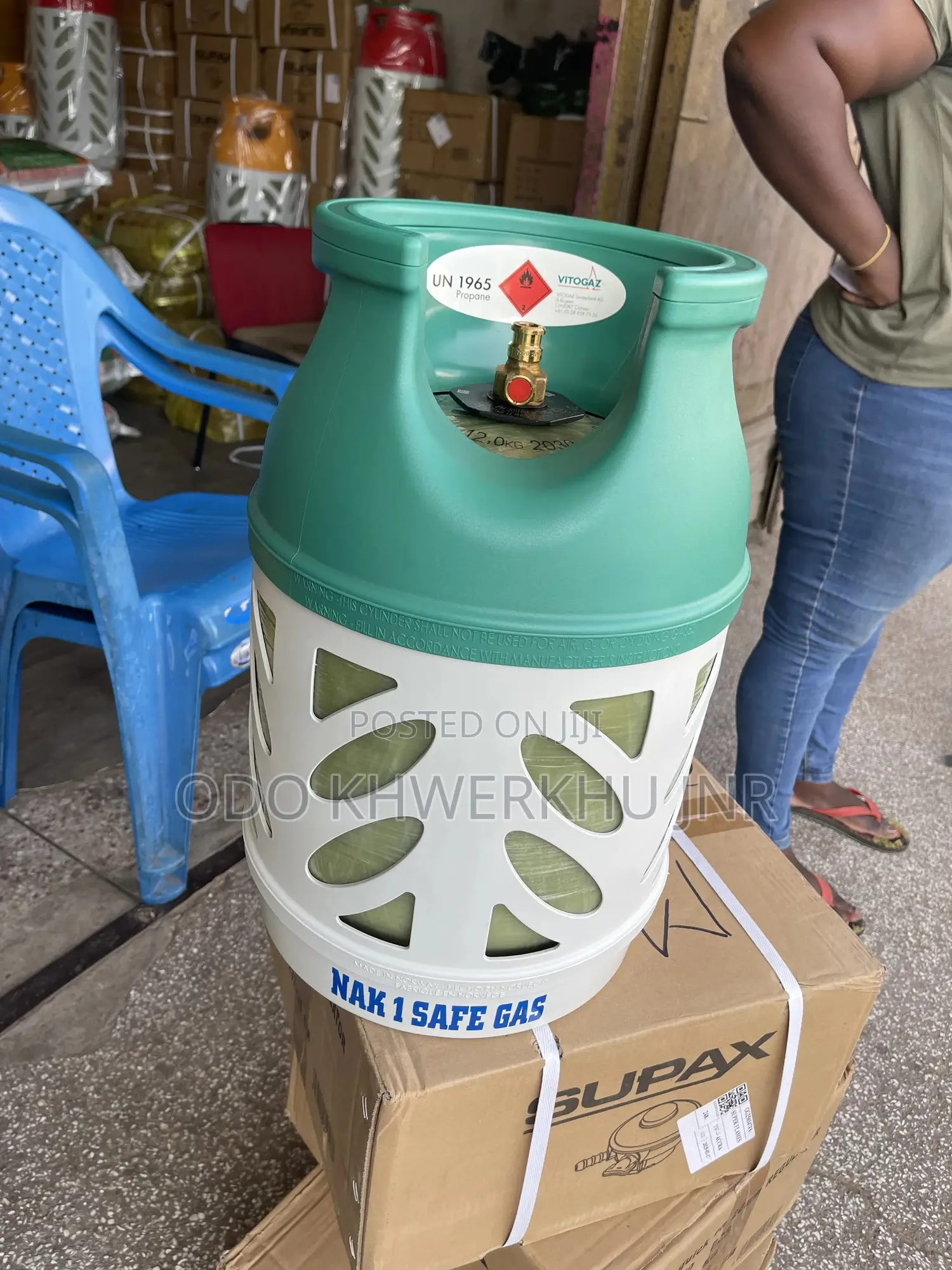 9kg Fiberglass Cylinder + Original SRG Gas Regulator[18.2liter]